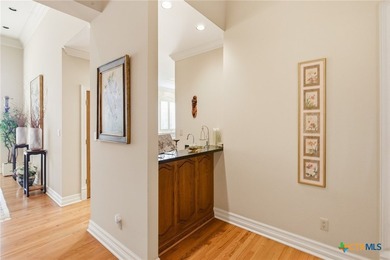 Glamorous home custom built in an exclusive neighborhood! - photo 27