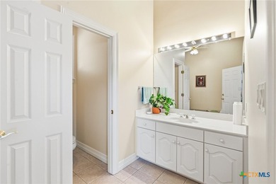 Glamorous home custom built in an exclusive neighborhood! - photo 38