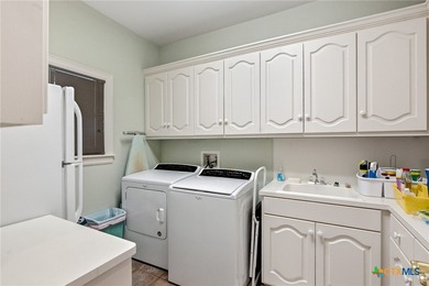 Glamorous home custom built in an exclusive neighborhood! - photo 39