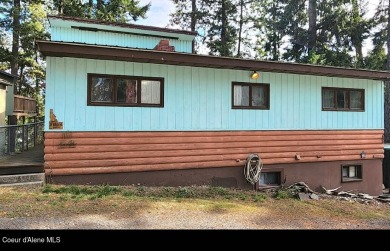 Chatcolet Lake Home For Sale in Plummer Idaho