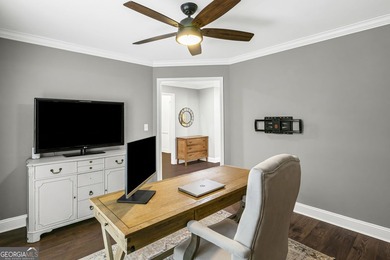 FANTASTIC TRADITIONAL HOME IN SOUGHT AFTER LAKE REDWINE - photo 6