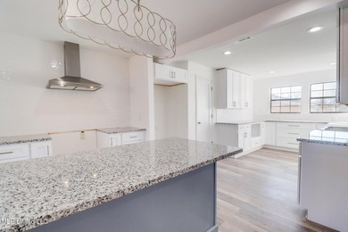 Location + Recent renovations + endless possibilities = one - photo 3