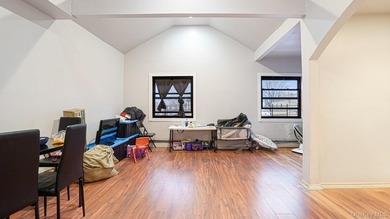 Charming Legal 2Family Home in the heart of Rosedale! Welcome to - photo 12