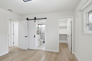 Welcome to 519 Cheyenne Ln*** A residence that perfectly - photo 21