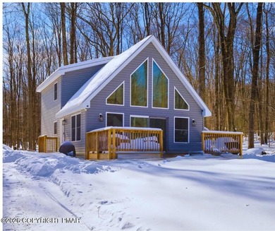 Locust Lake Home For Sale in Pocono Lake Pennsylvania