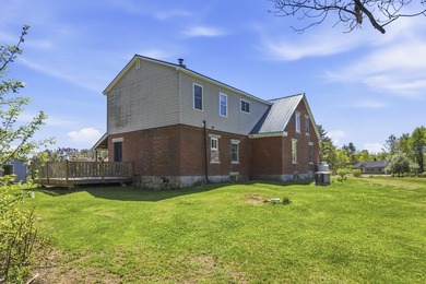 This farmhouse has been completely renovated with an artist's - photo 44