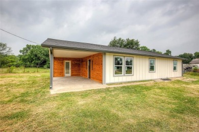 Lake Home For Sale in Emory, Texas