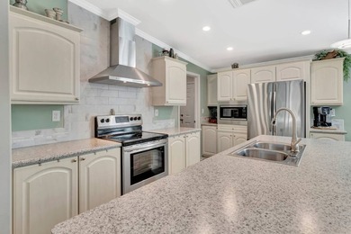 Welcome to easy Florida living in Mid Florida Lakes, a desirable - photo 7