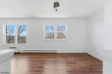 Additional listing photo 1