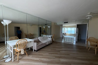 large and spacious studio with beautiful direct ocean and pool - photo 23