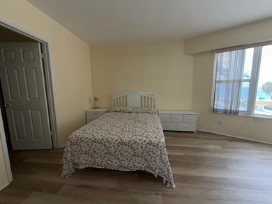 large and spacious studio with beautiful direct ocean and pool - photo 24