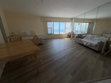 large and spacious studio with beautiful direct ocean and pool - photo 27