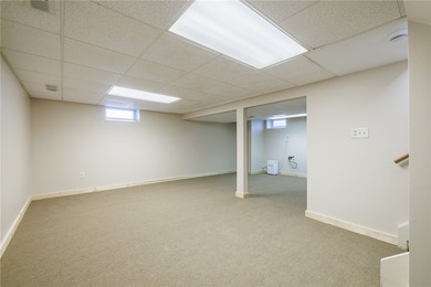 This well-maintained 3-bedroom, 1.5-bath split level home offers - photo 31