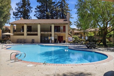Wonderful starter, down-sizing, or investment property! Located - photo 12