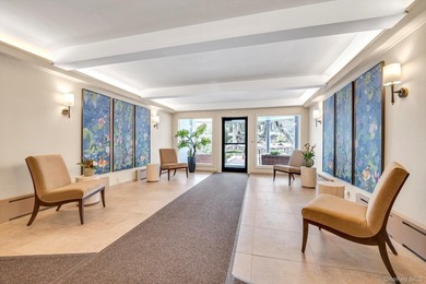 Large One Bedroom One Bath at the Townhouse Place Complex. This - photo 14