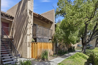 Wonderful starter, down-sizing, or investment property! Located - photo 15