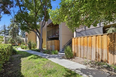 Wonderful starter, down-sizing, or investment property! Located - photo 16