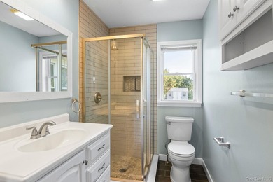 Charming, immaculate, meticulously maintained ranch conveniently - photo 17