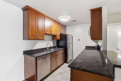 Wonderful starter, down-sizing, or investment property! Located - photo 23