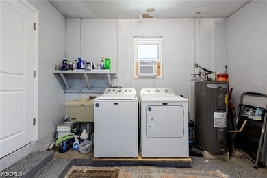 Waterfront living awaits in this lovely 2-bedroom, 2-bathroom - photo 24
