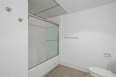 Own a piece of Long Beach history at the iconic Temple Lofts, a - photo 26