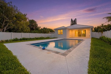 Three blocks south of legendary Atlantic Avenue, this stunning - photo 1