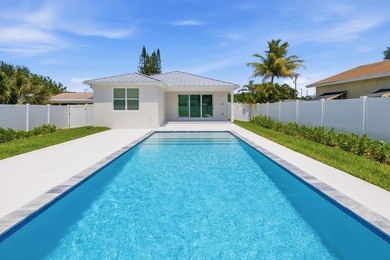 Three blocks south of legendary Atlantic Avenue, this stunning - photo 5