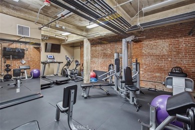 Own a piece of Long Beach history at the iconic Temple Lofts, a - photo 36