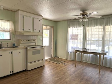 OWNER FINANCING OPTION AVAILABLE! ENJOY UPDATED LIVING IN THIS - photo 5
