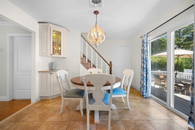 Welcome to this beautifully maintained 4-bedroom, 2-bath - photo 15