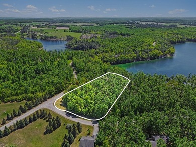 Rare opportunity to own 98 feet of private frontage on beautiful - photo 2