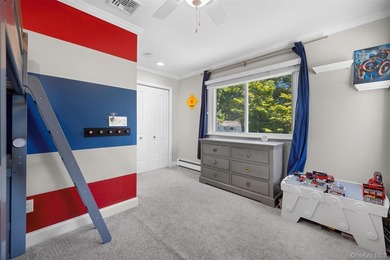 Welcome to this beautifully maintained 4-bedroom, 2-bath - photo 33