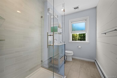 Welcome to this beautifully maintained 4-bedroom, 2-bath - photo 34