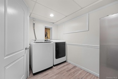 Welcome to this beautifully maintained 4-bedroom, 2-bath - photo 39
