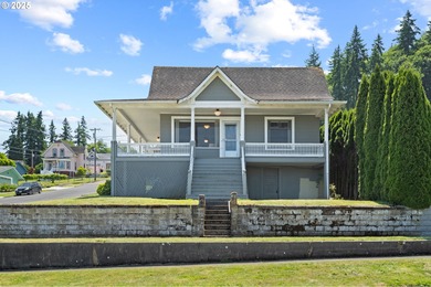 (private lake, pond, creek) Home For Sale in Rainier Oregon