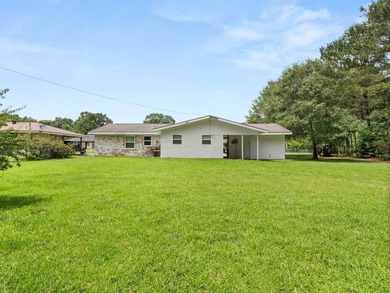 Well-maintained 3-bedroom, 2-bath home situated on a spacious 0 - photo 13