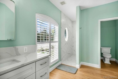 Fully renovated Southern Woods home on nearly half an acre - photo 19