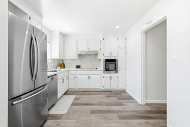 Welcome to this beautifully updated, east-facing single-story - photo 22