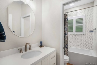 Fully renovated Southern Woods home on nearly half an acre - photo 24
