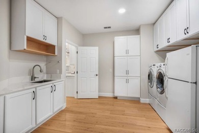 Fully renovated Southern Woods home on nearly half an acre - photo 28