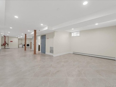 Prime Bayside location just two blocks from Bell Blvd - photo 29