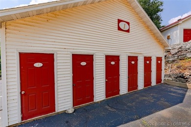 Well cared for Unit- that offers easy access to the unit w/it - photo 38