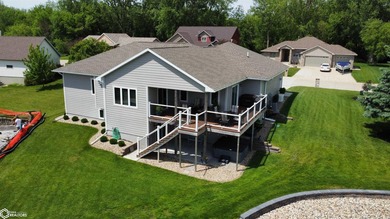 This stunning newer-construction 5-bedroom ranch home perfectly - photo 2