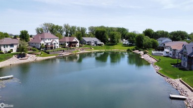 This stunning newer-construction 5-bedroom ranch home perfectly - photo 4