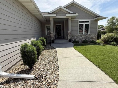This stunning newer-construction 5-bedroom ranch home perfectly - photo 5