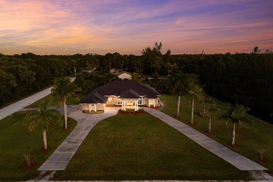Nestled on 2.5 private acres, this beautifully updated estate - photo 9