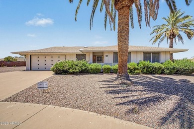 Welcome to this charming cul-de-sac home in the sought-after Sun - photo 1