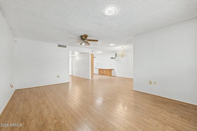 Welcome to this charming cul-de-sac home in the sought-after Sun - photo 8