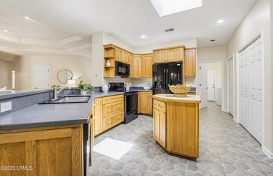 Welcome to 1 Wild Magnolia Lane! This well-maintained - photo 14