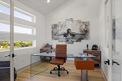 Set atop one of the highest elevations in the area, this - photo 15